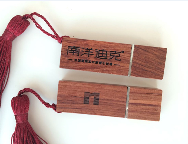 木頭U盤-南洋迪克家具開模定制U盤禮品