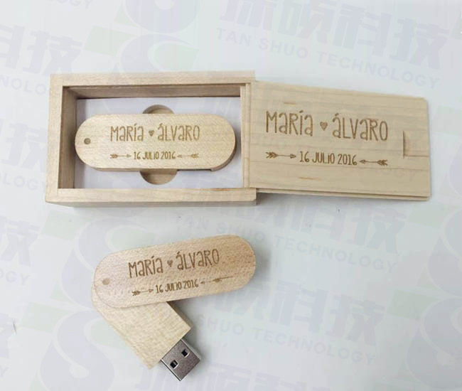 竹木旋轉U盤，結婚紀念品U盤，木頭禮品U盤定做